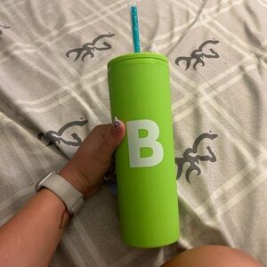 Starbucks/dunkin/other cups